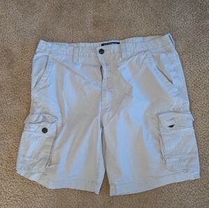 Arizona Jean Company Men's Beige Cargo Shorts